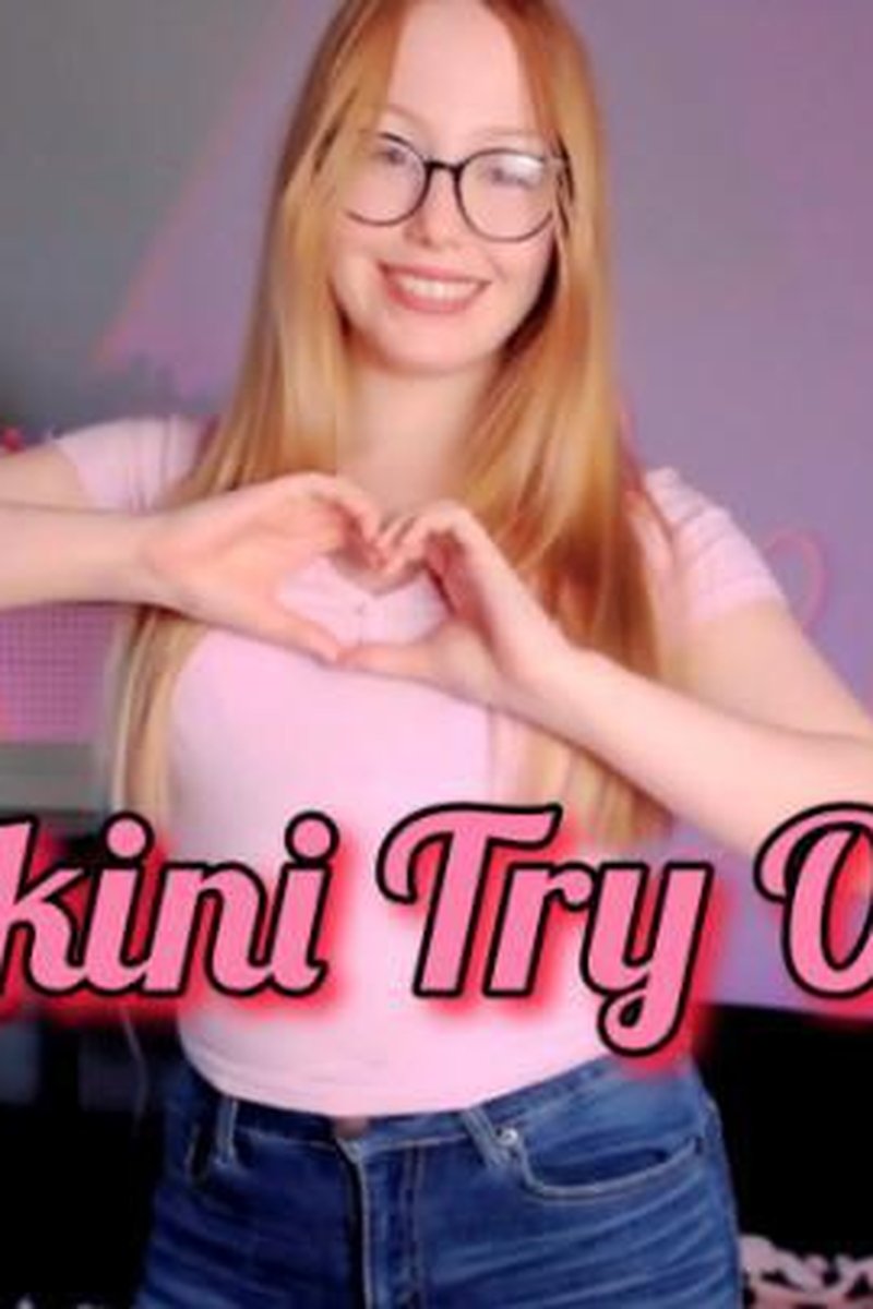 Bikini Try On - Screenshot 1 of 4 - Adorable