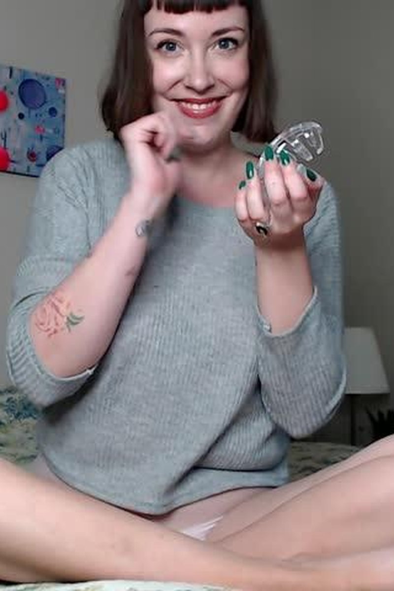 Cuck In Chastity - Screenshot 1 of 4 - Body Worship
