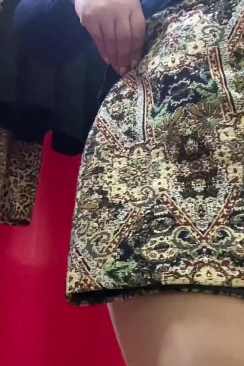 Do These Cute Skirts Suit My Butt? - Screenshot 1 of 4 - Amateur