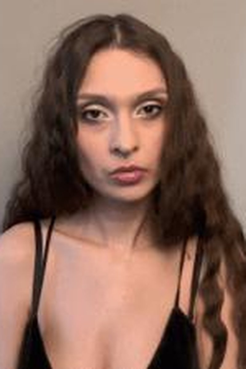 Dependent - Screenshot 1 of 4 - Broken