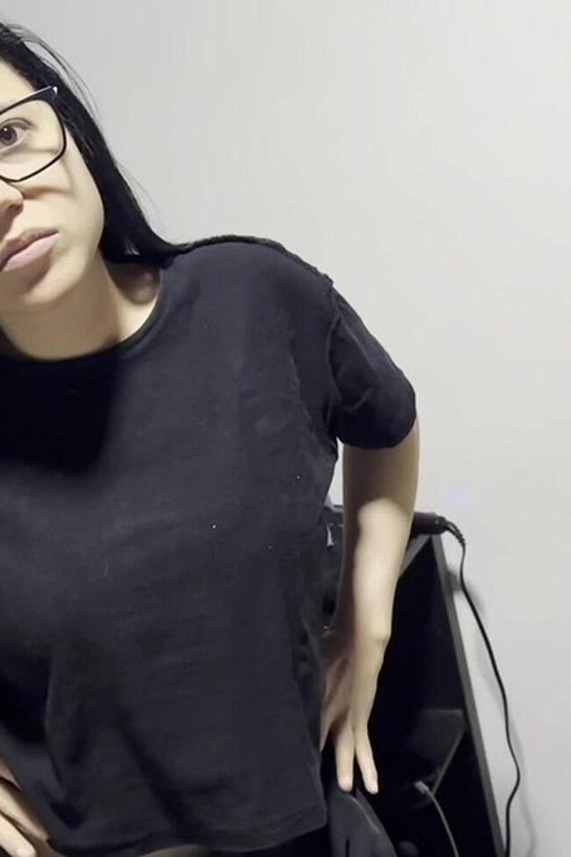 This Bitch Lets Me Record And Shows Me How Good She Can Do It - Screenshot 1 of 4 - Adorable