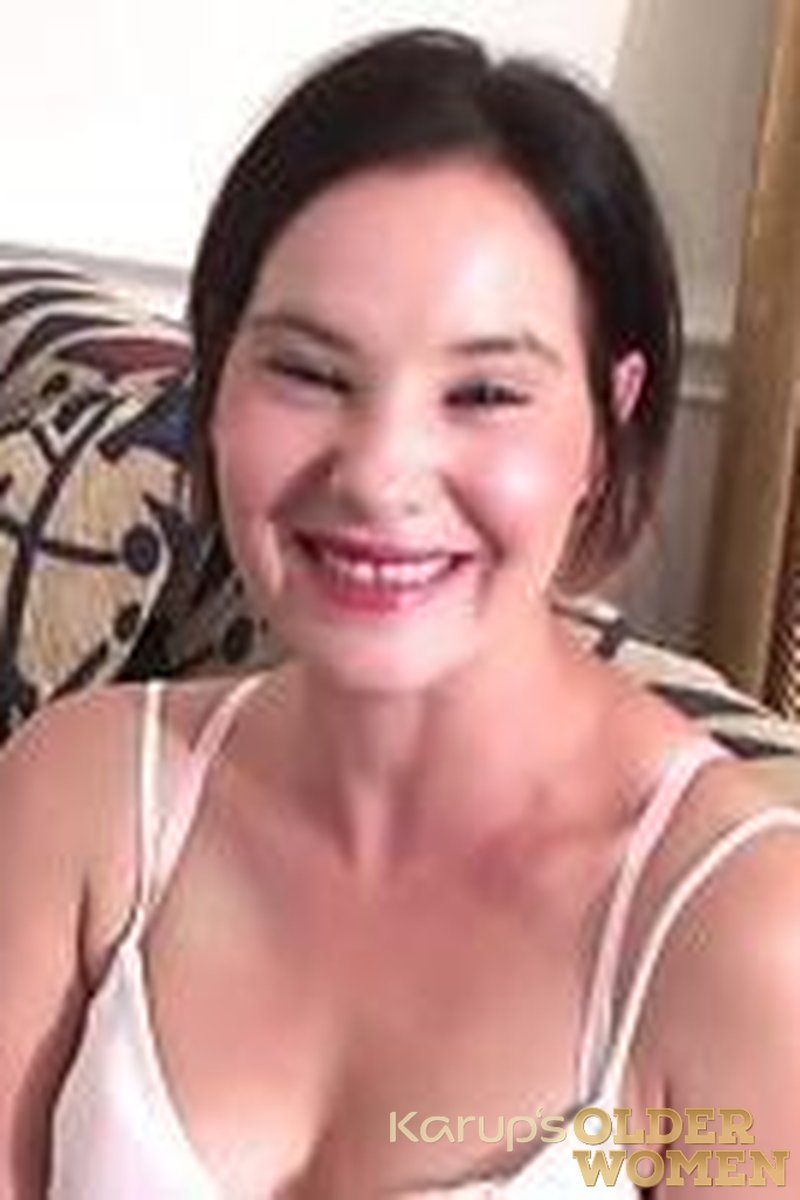 Sharee Jones - Screenshot 1 of 4