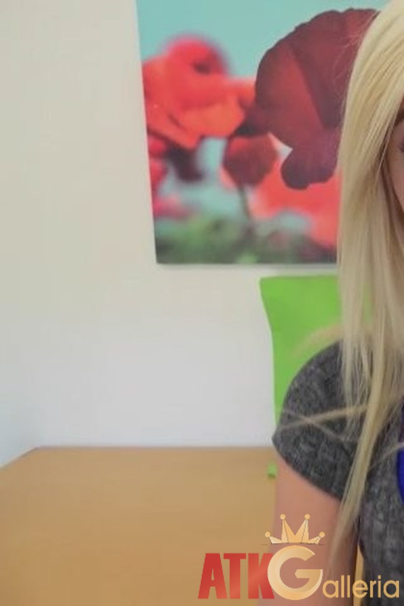 Piper Perri - Interview - Screenshot 1 of 4 - Blond Hair