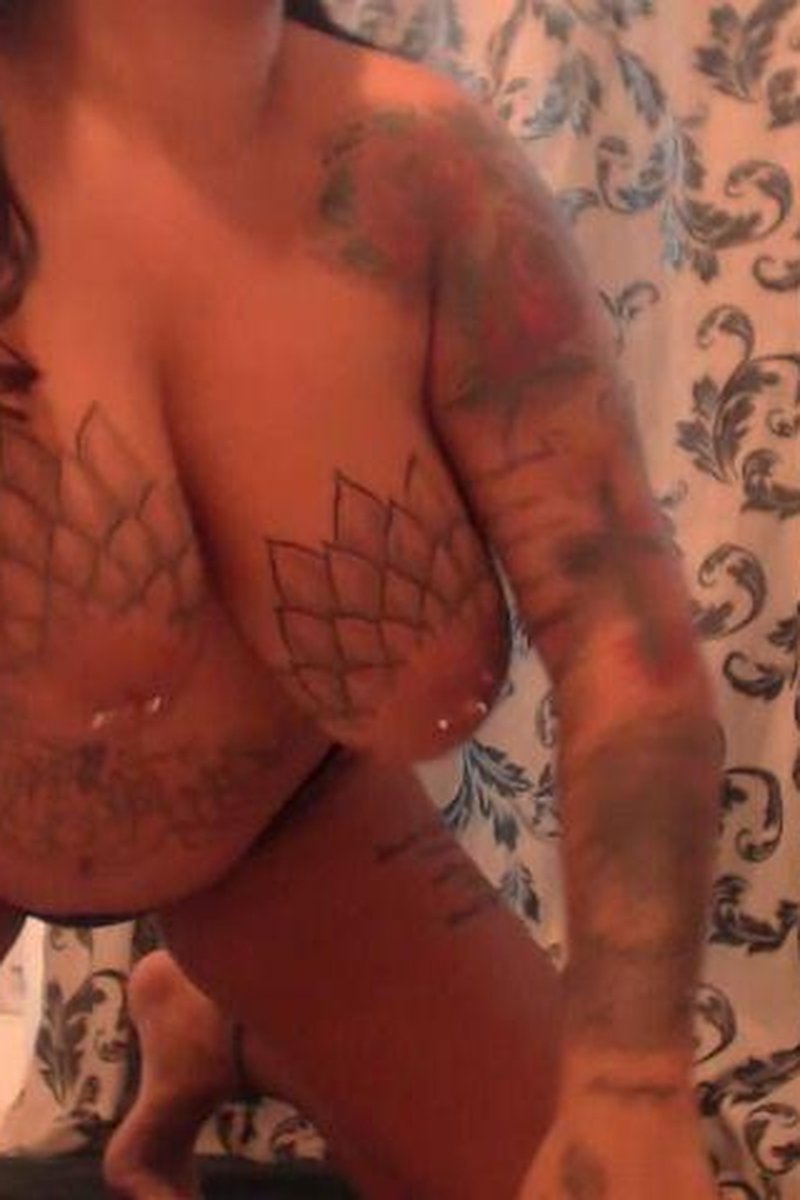 Squirt - Screenshot 1 of 4 - BBW