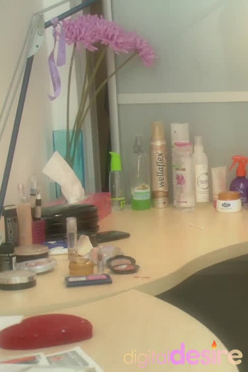 Aliona - Screenshot 1 of 4 - Babes