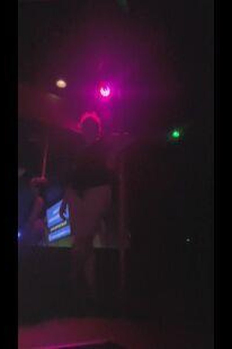 Nsfw Stage Pole Play - Screenshot 1 of 4 - Dancer
