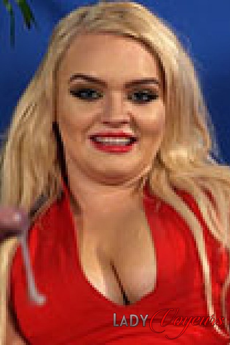 Steph Interview - Screenshot 1 of 4 - Steph Lockhart