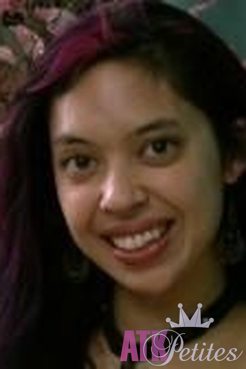 Miyu - Interview - Screenshot 1 of 4