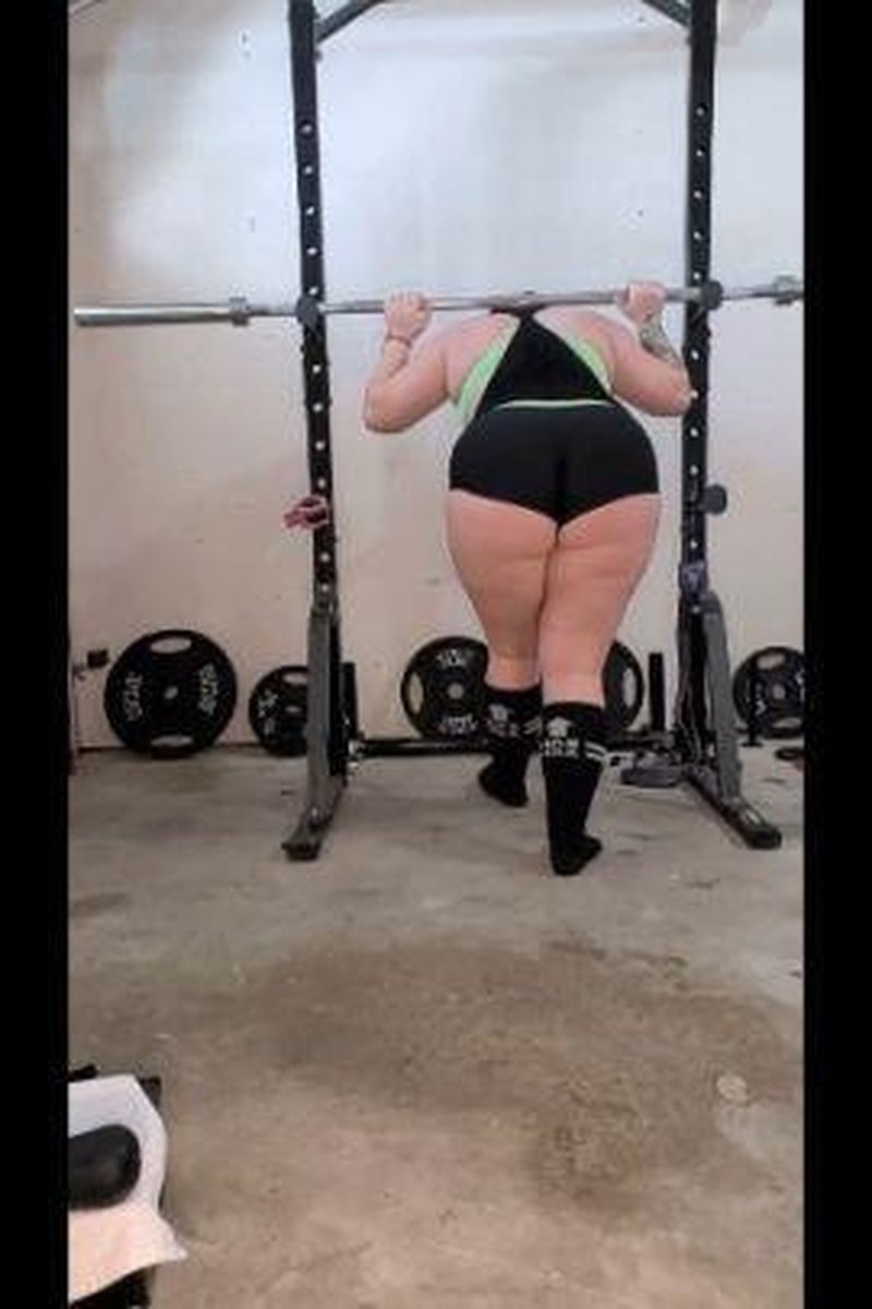 Gym Time - Screenshot 1 of 4 - BBW