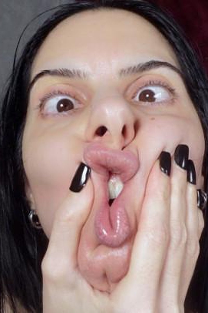 Silly Faces - Screenshot 1 of 4 - Close Up
