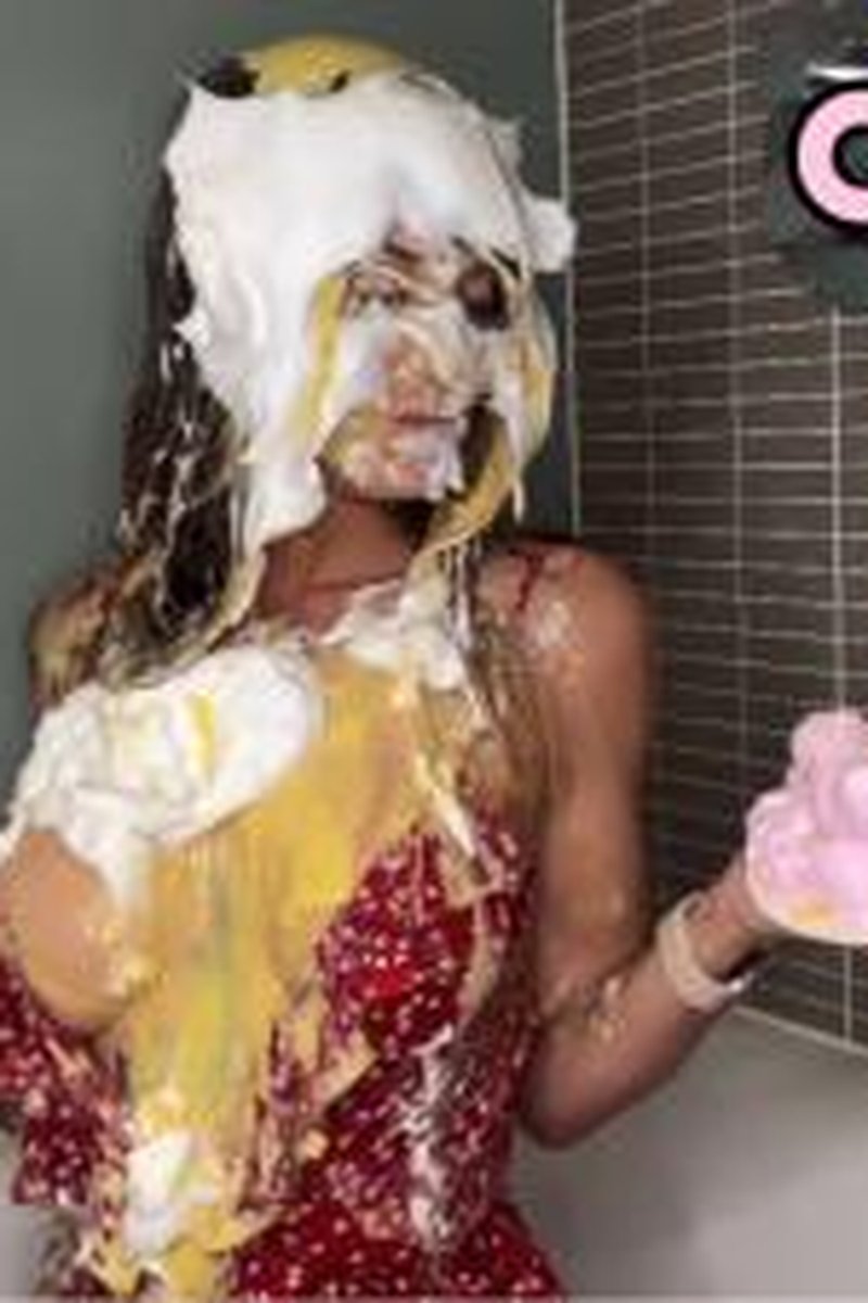 Custard Cool Down - Screenshot 1 of 4 - Blowjob