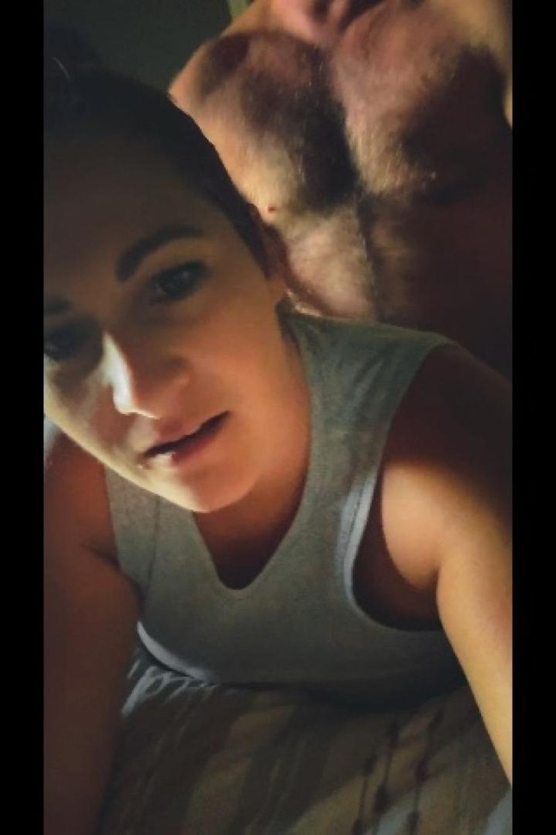 After Work Quickie - Screenshot 1 of 4 - Couple