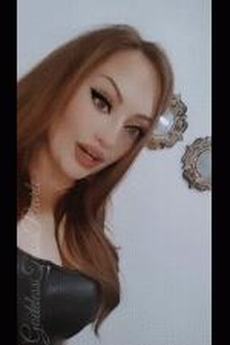 Friday - Screenshot 1 of 4 - Addiction Fetish