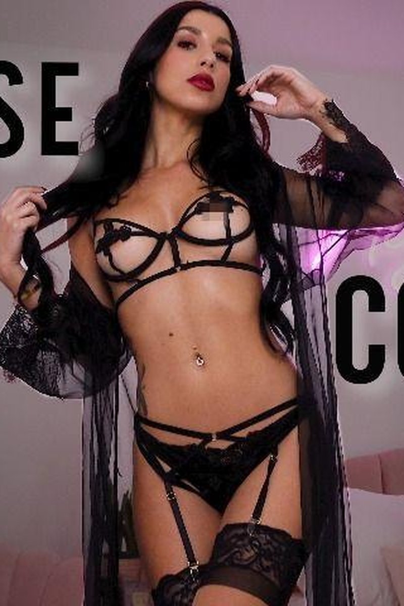 Impulse Control - Screenshot 1 of 4 - Femdom