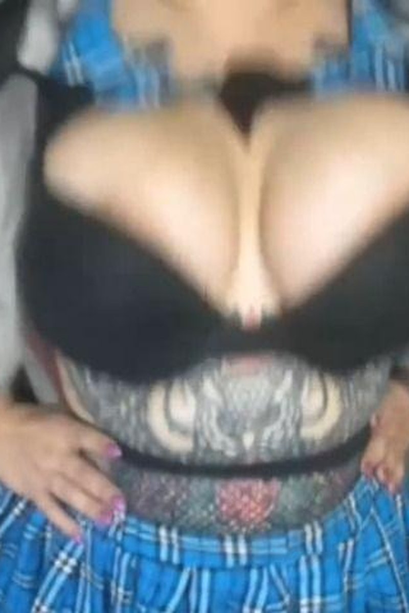 Boobie Bouncing - Screenshot 1 of 4 - Huge Tits