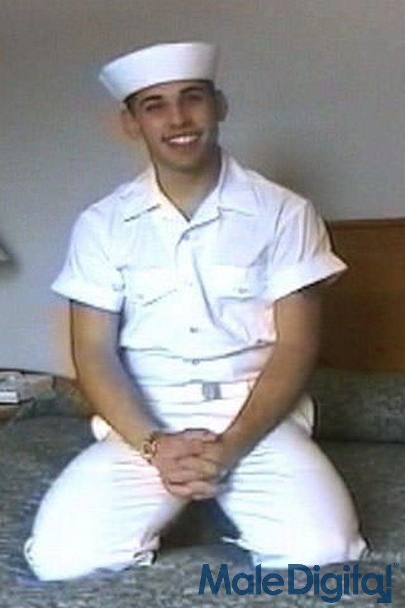 Very Basic Training, Scene #04 - Screenshot 1 of 4 - Fraternity