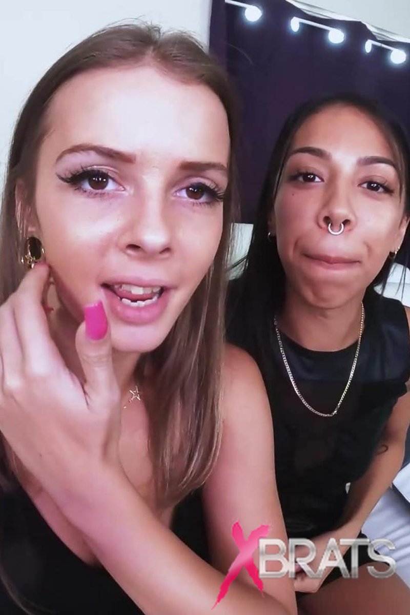 Tiny Looks Tasty - Screenshot 1 of 4 - Fetish