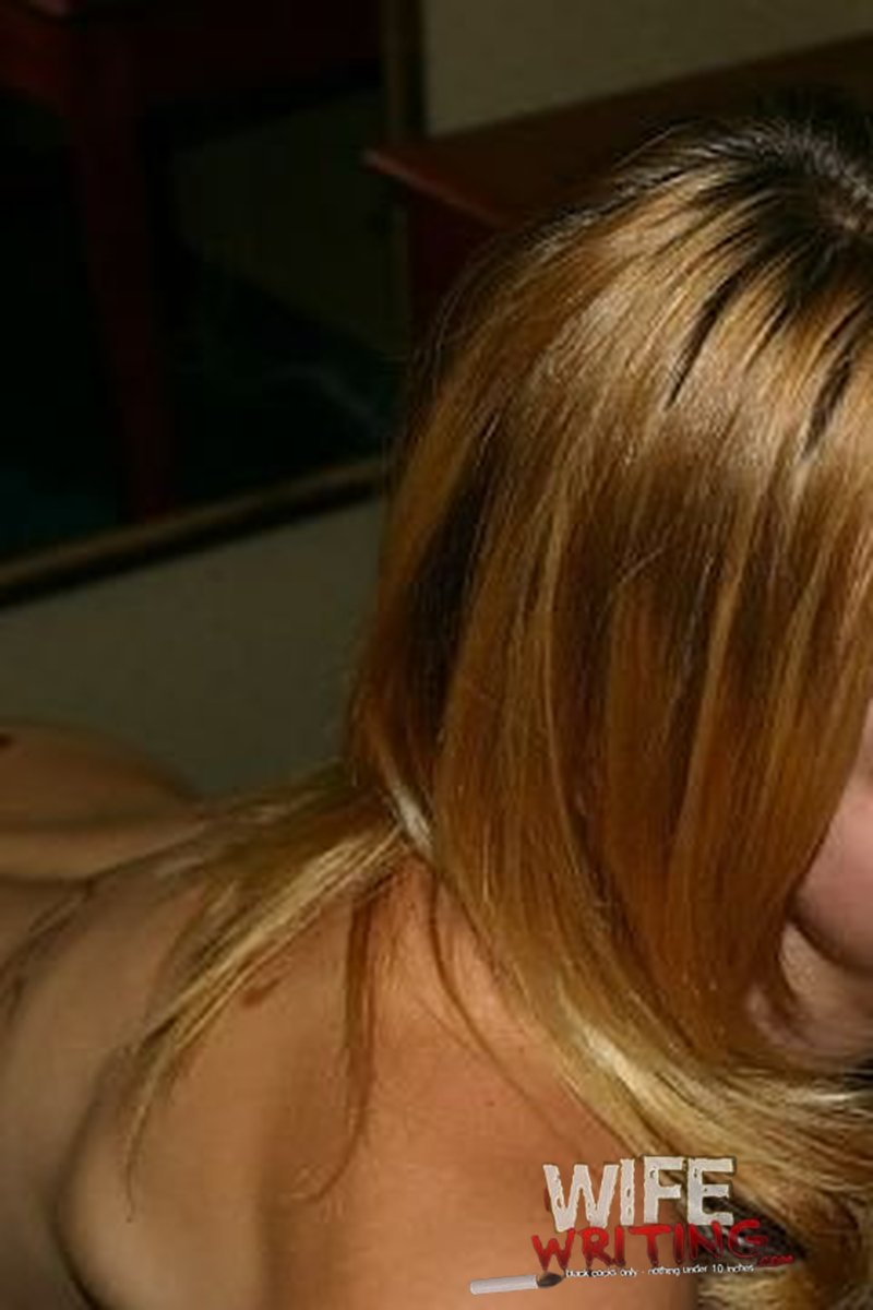 Leah Luv in Wife Writing - Screenshot 1 of 4 - Leah Luv