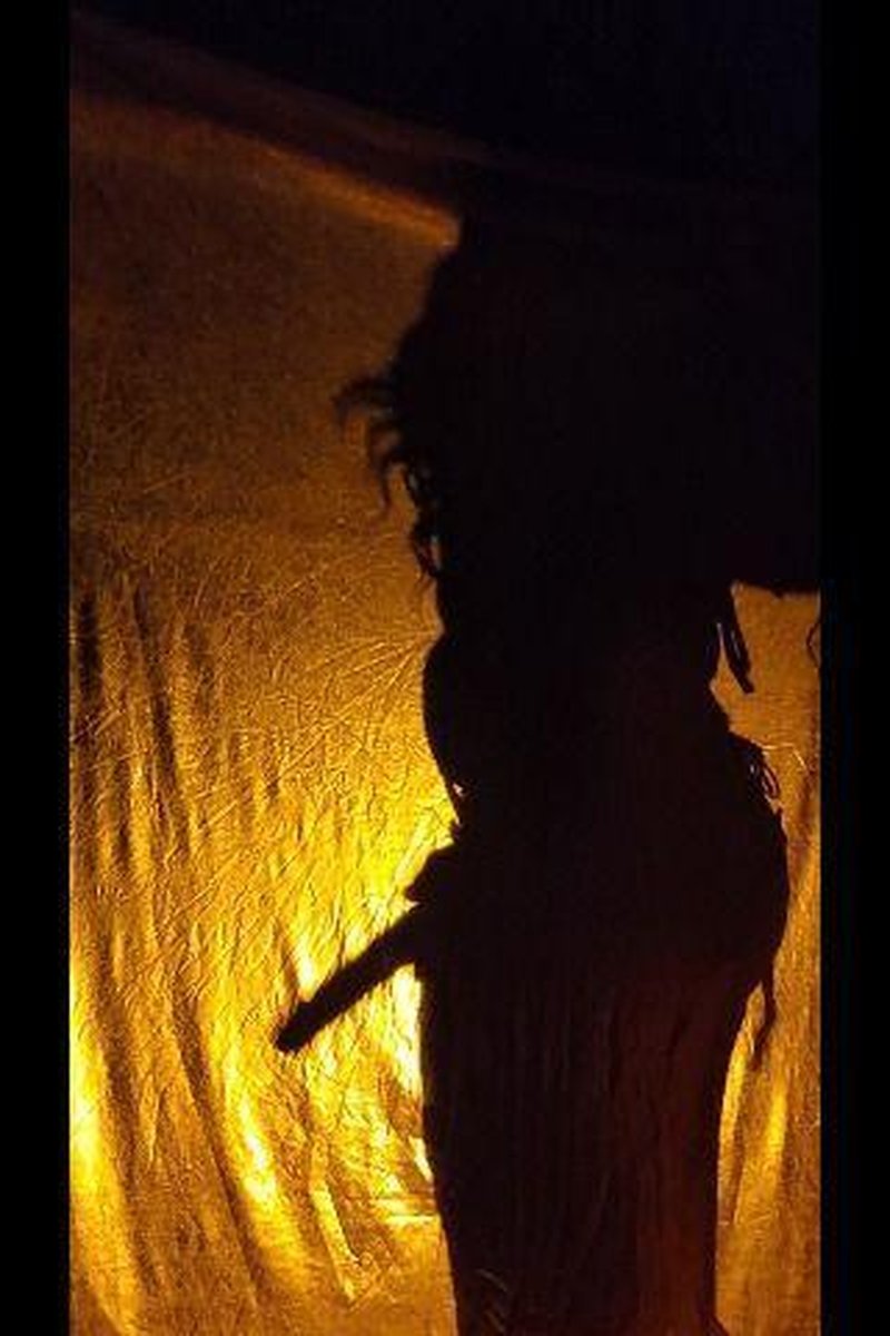 Strapon Shadows - Screenshot 1 of 4 - Body Worship