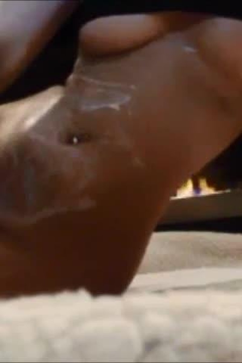 Lotion Rub Down - Screenshot 1 of 4 - Erotica