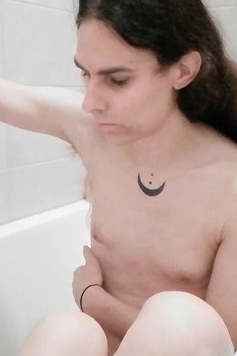 Bathtime Ambient Nudity - Screenshot 1 of 4 - Bathroom