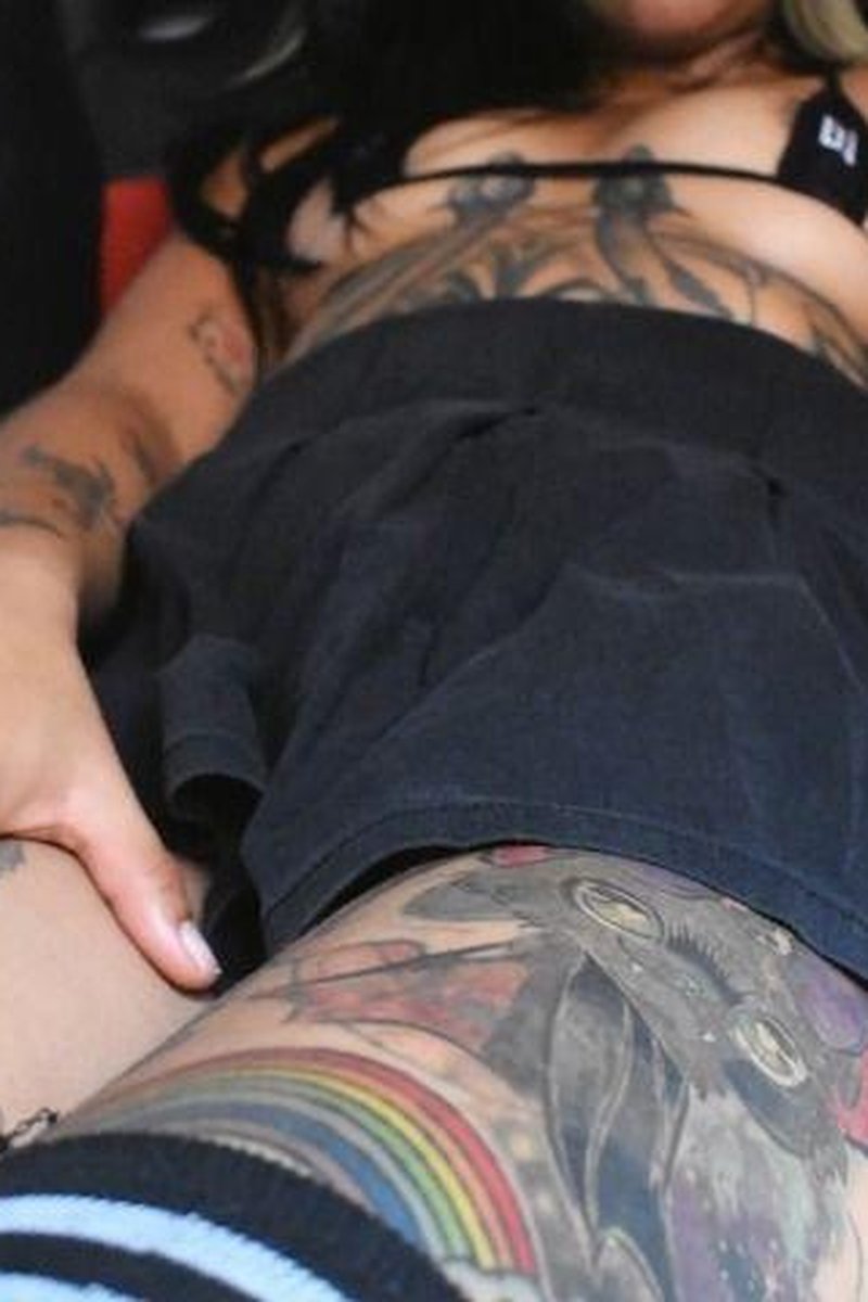 Hitachi Stocking - Screenshot 1 of 4 - Ink