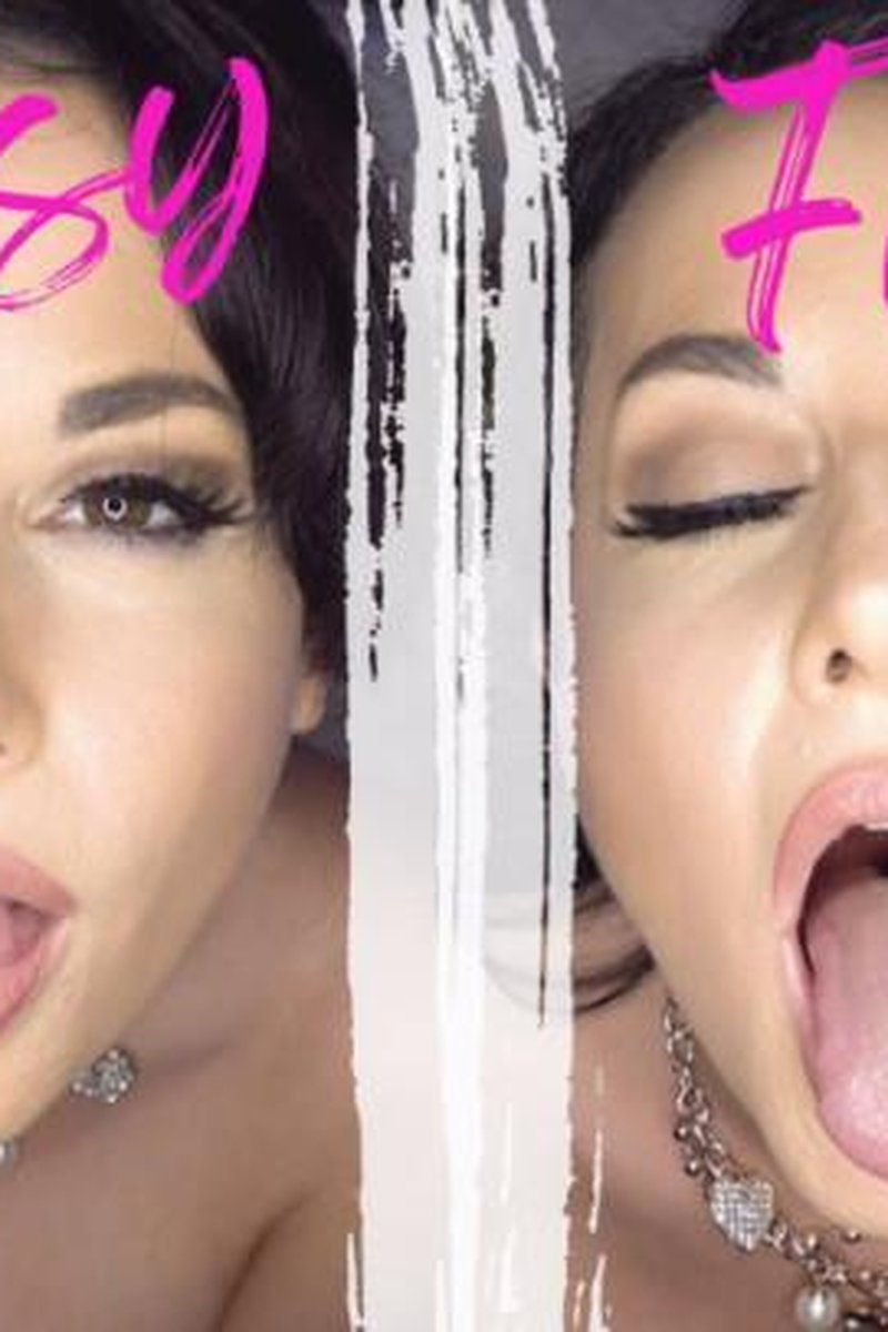 Glossy Finish - Screenshot 1 of 4 - Face Fetish