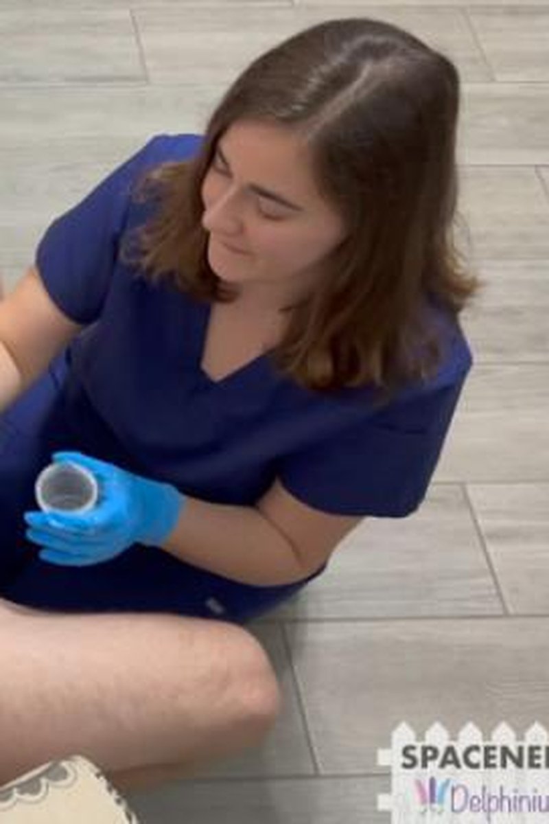 Dr. Delphi - Screenshot 1 of 4 - Big Dick