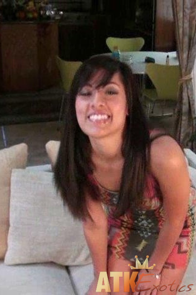 Alliyah Sky - Interview - Screenshot 1 of 4 - Behind The Scenes