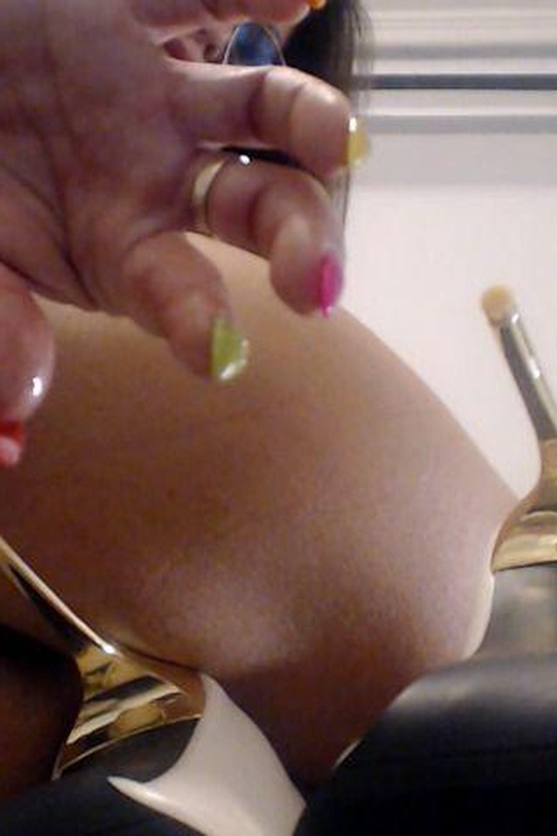 TP-manyvidsspanishfindomsonia-lick-and-swallow-spanish-audio