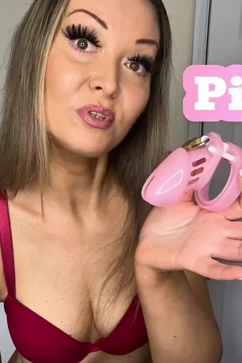 Locked In Pink Hell - Screenshot 1 of 4 - Chastity Male