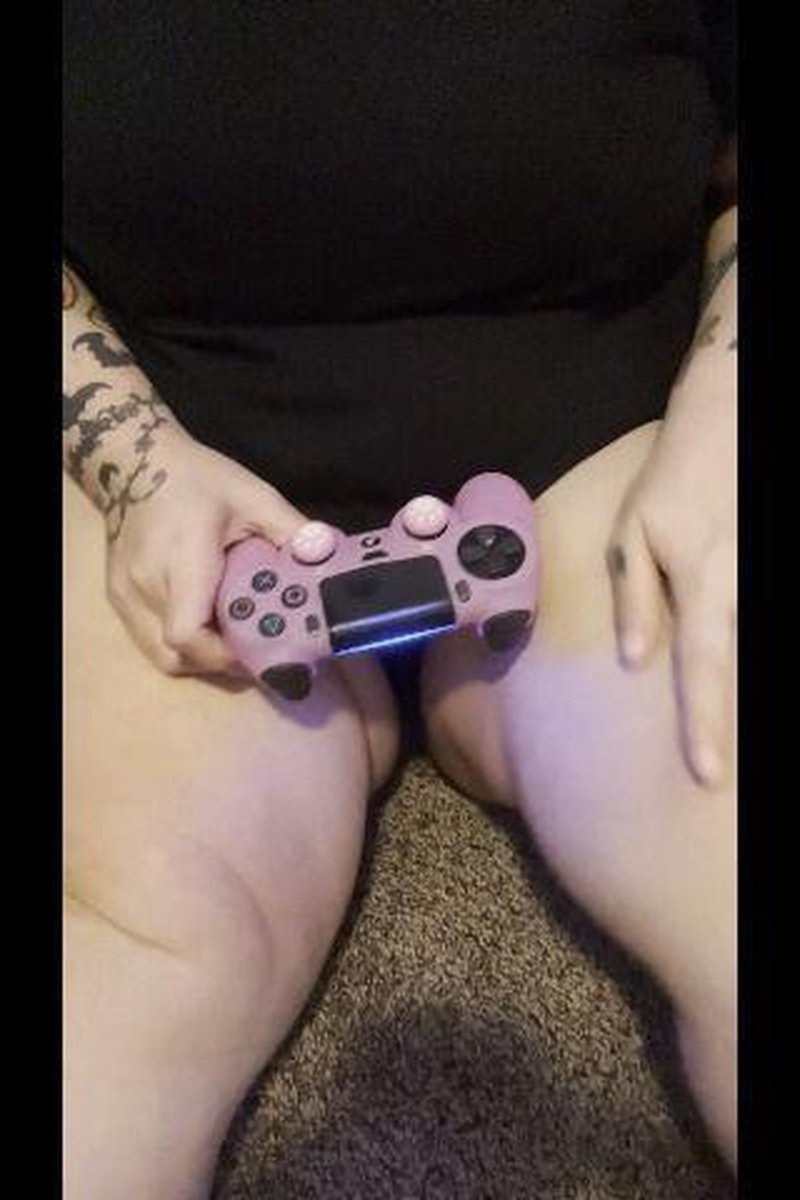 Game Controller - Screenshot 1 of 4 - BBW