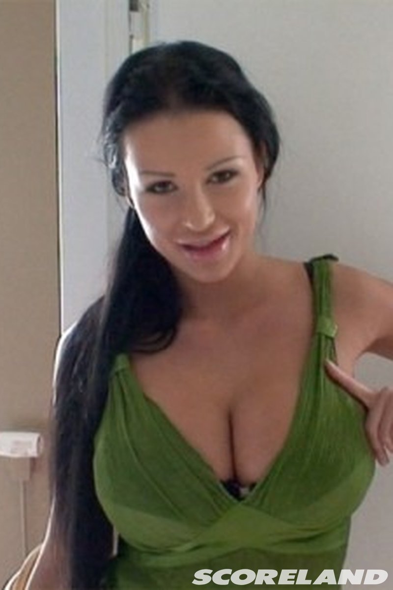 Kitchen Cleavage - Screenshot 1 of 4 - Behind The Scenes
