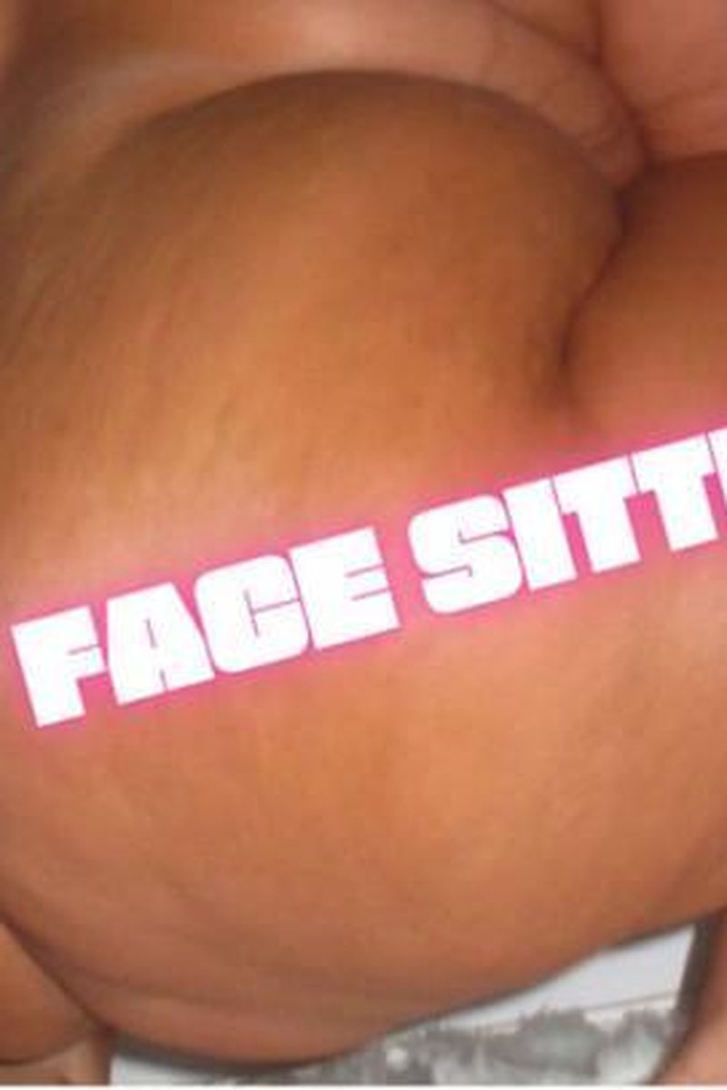 Facesitting - Screenshot 1 of 4 - BBW