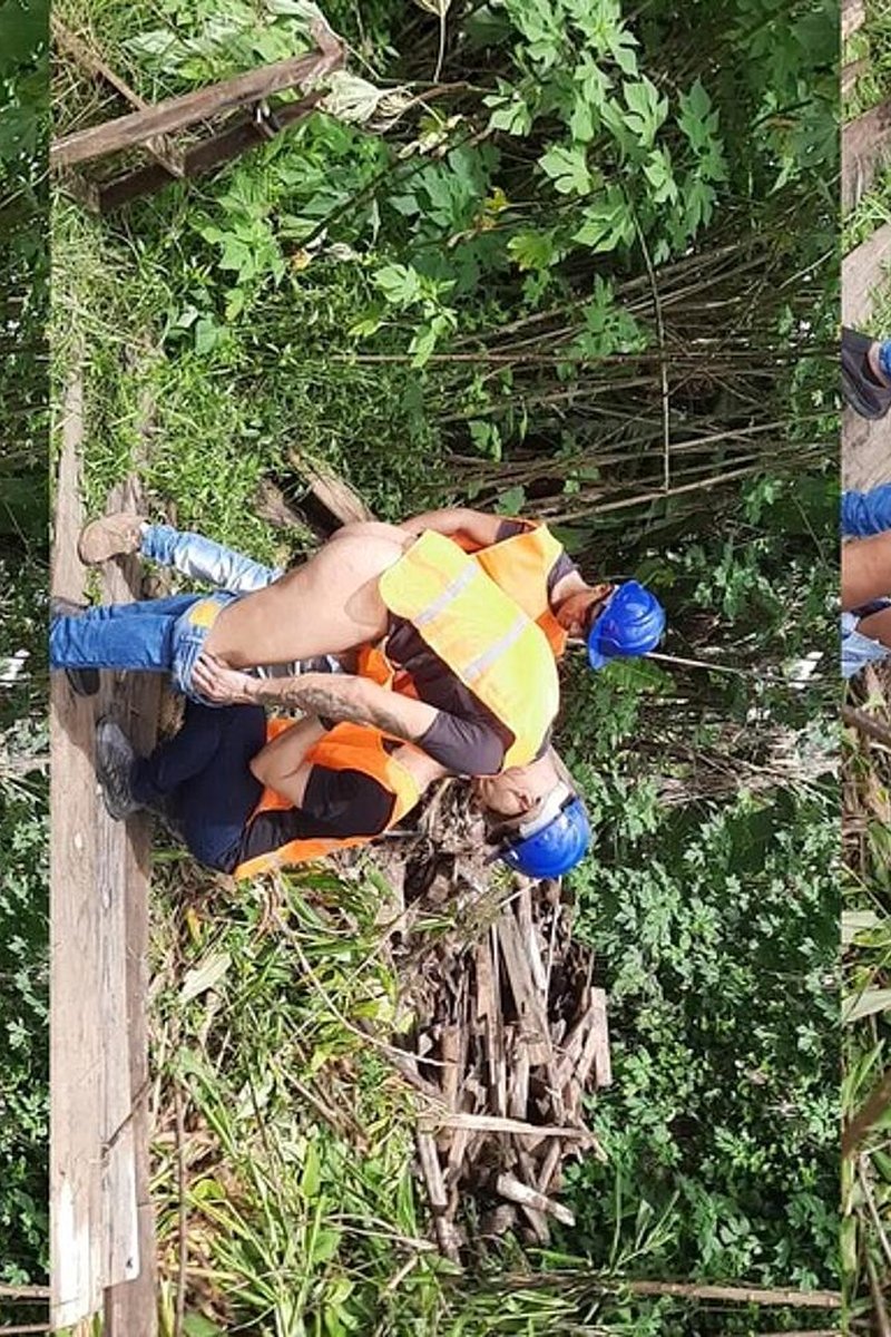 Pegos Em Flagrantes - Screenshot 1 of 4 - Gay