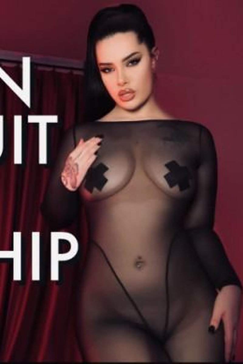 Nylon Catsuit Ass Worship - Screenshot 1 of 4 - Ass Fetish