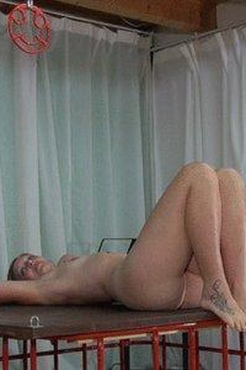 Pussies - Screenshot 1 of 4 - BDSM