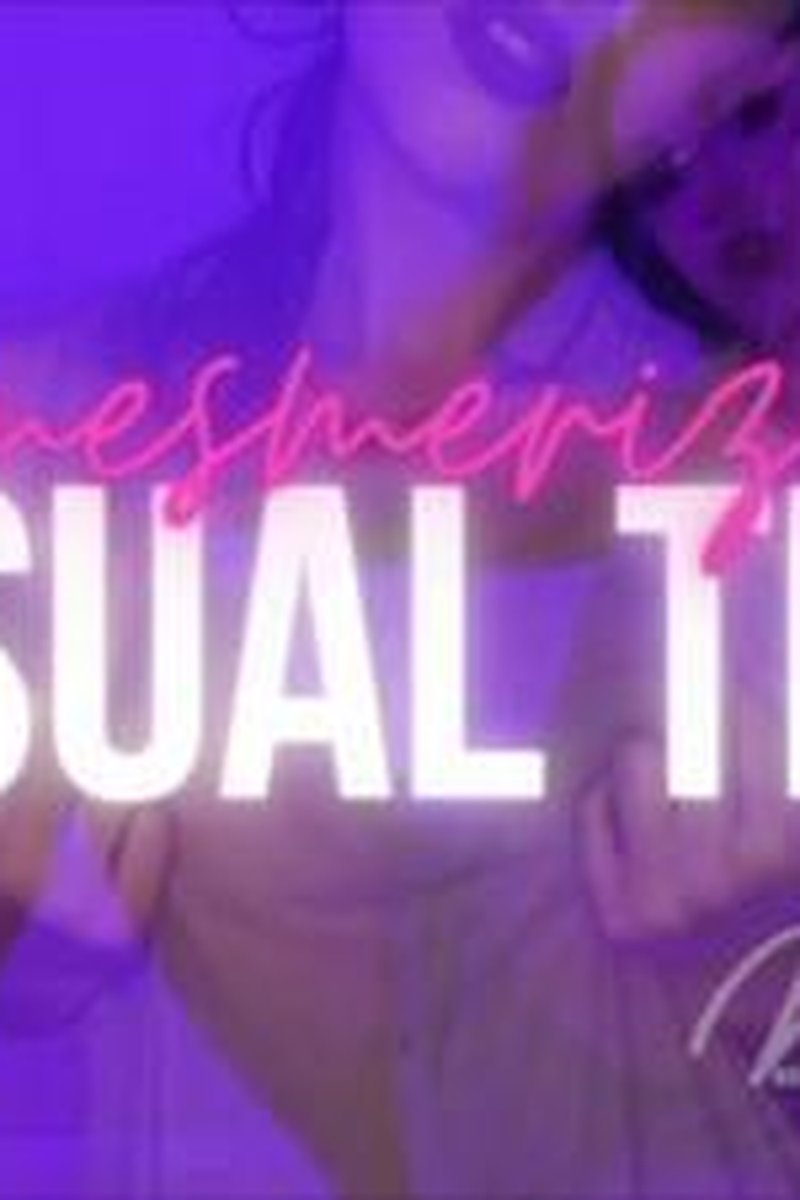 Mesmerizing Sensual Tease - Screenshot 1 of 4 - Ass Fetish