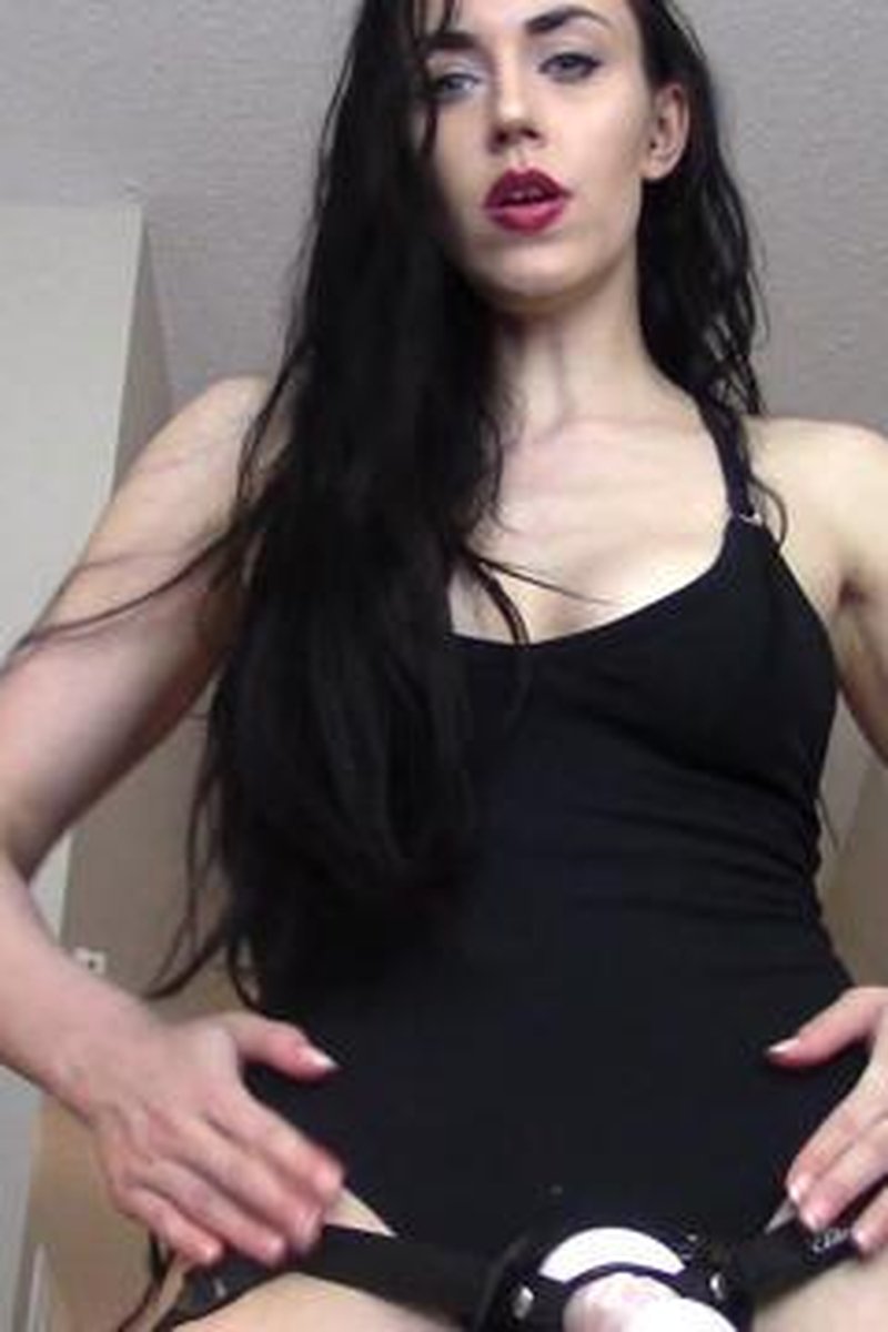 Strap On Secrets - Screenshot 1 of 4 - Anal Sissy