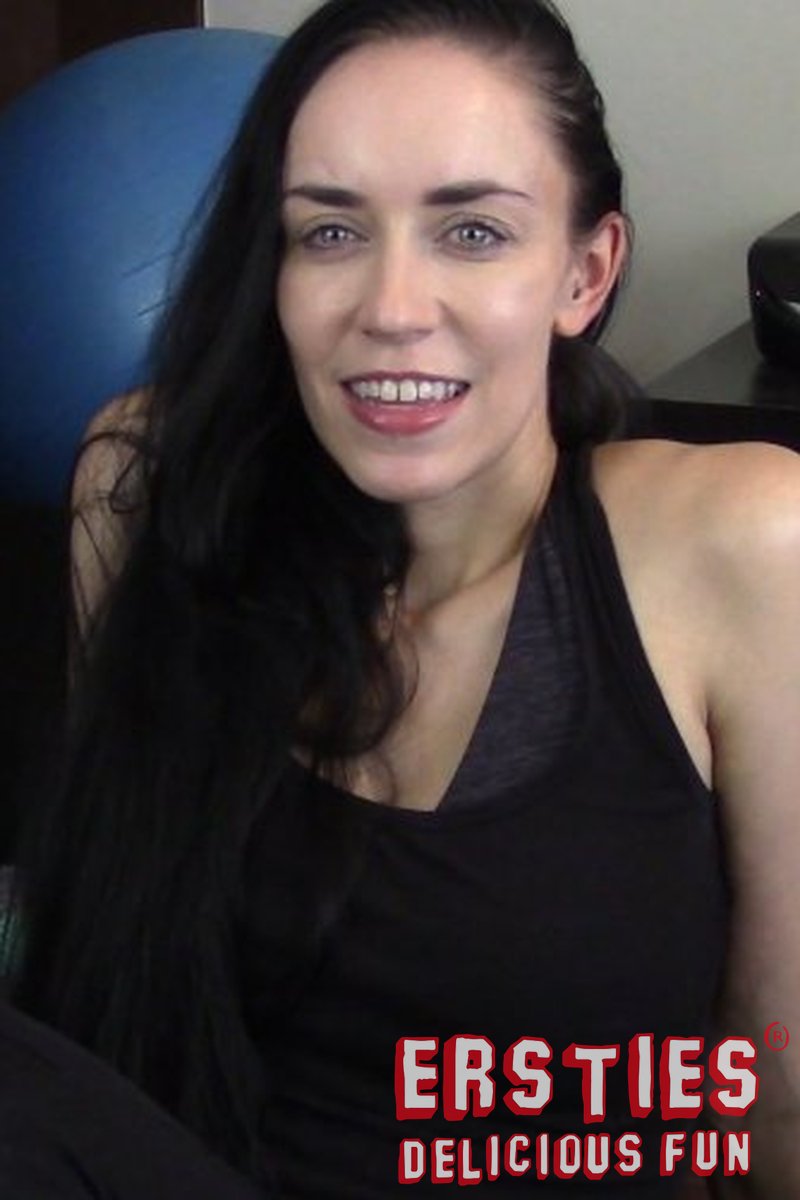 Interview with Alanna - Screenshot 1 of 4 - Alanna