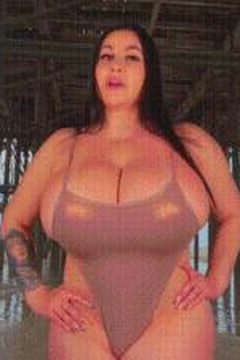 Beach JOI - Screenshot 1 of 4 - Big Ass
