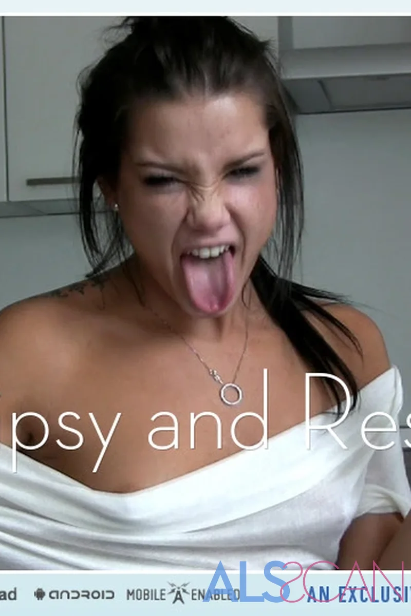 Tipsy and Restless - Screenshot 1 of 4 - American