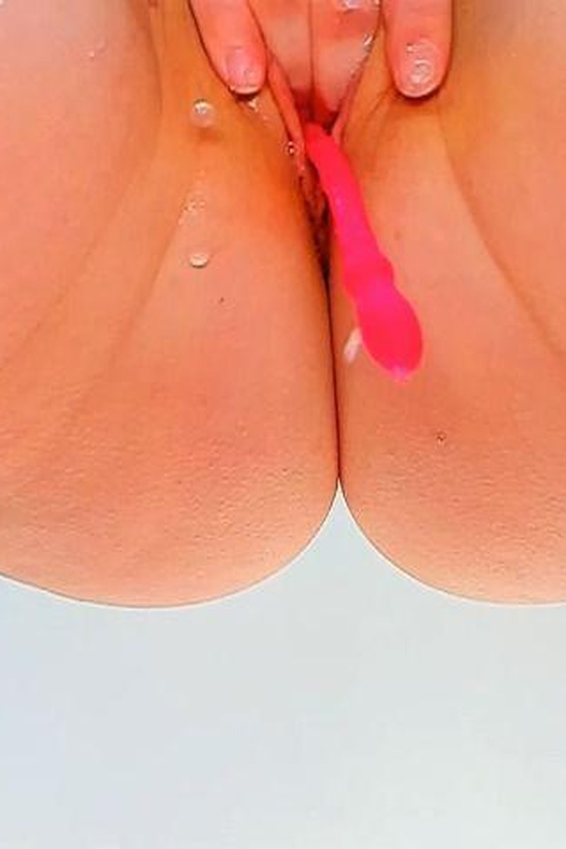 Squirt Waterfall - Screenshot 1 of 4 - Close Up