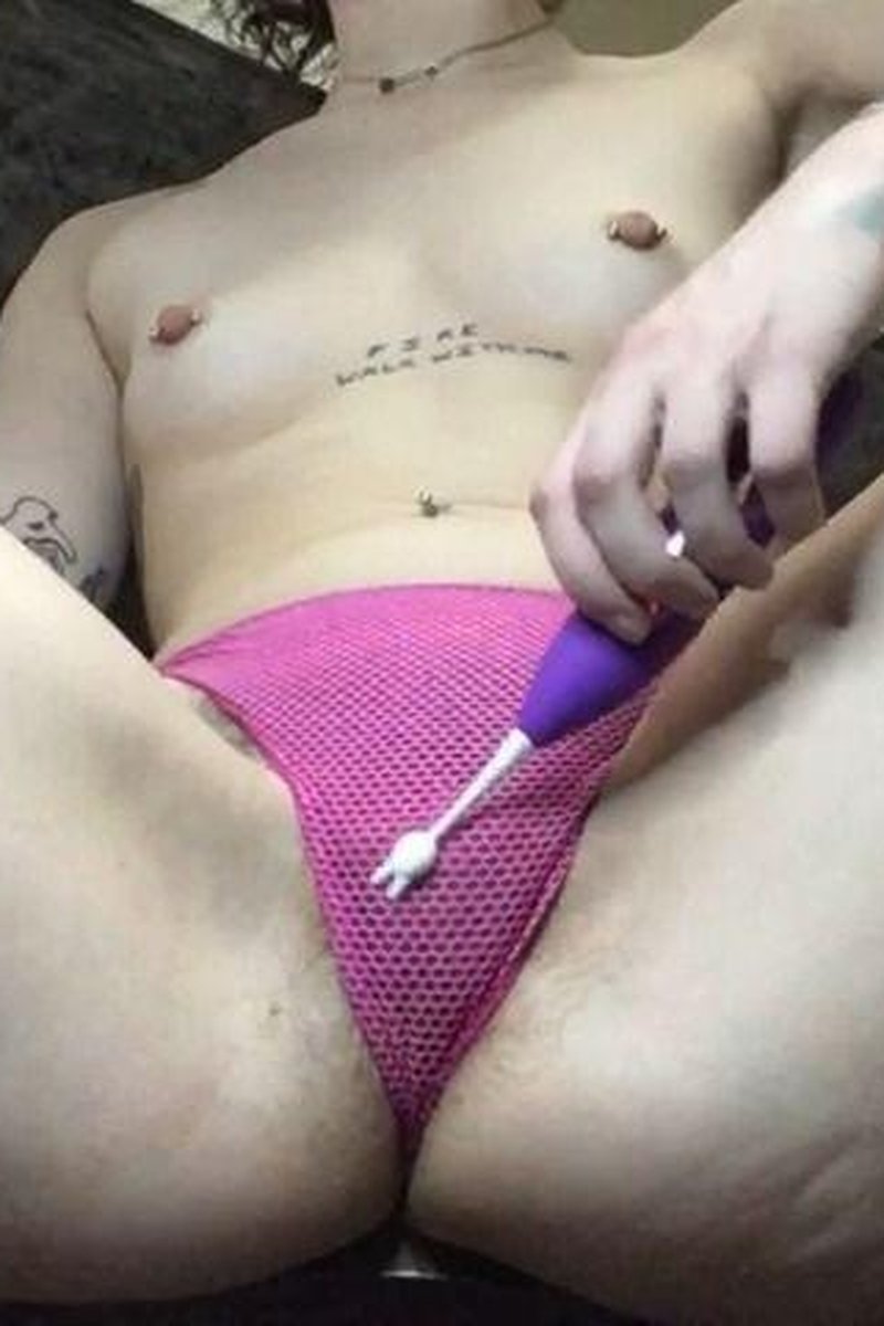 Tiny Rabbit Clit Wand - Screenshot 1 of 4 - Clit Rubbing