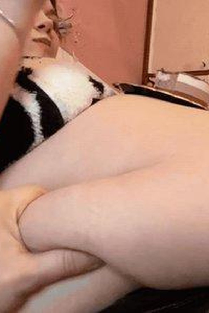 Stuffing & Belly Play - Screenshot 1 of 4 - BBW