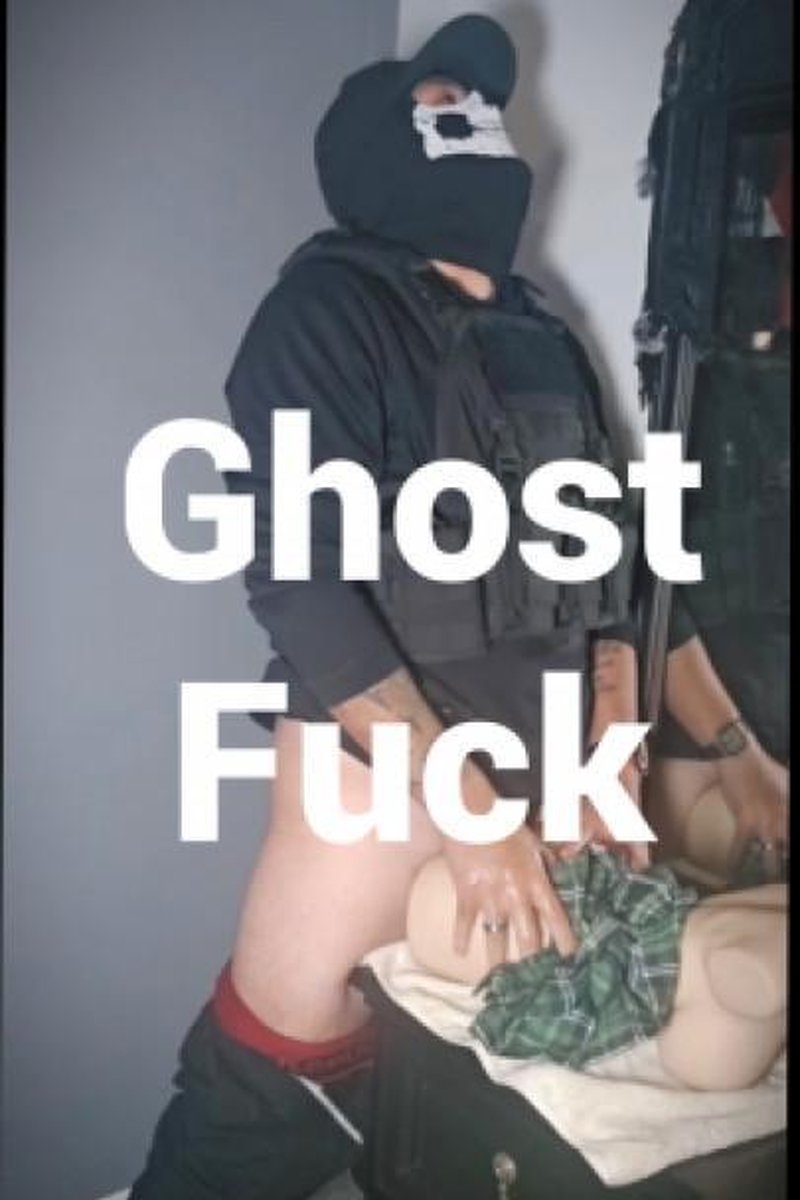 Ghost Fuck - Screenshot 1 of 4 - Cosplay