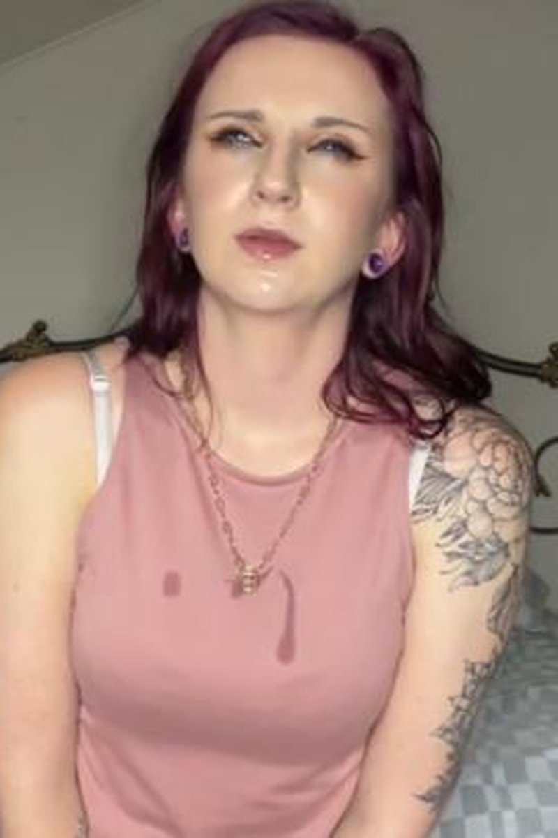 Ayla's First Session - Screenshot 1 of 4 - Dollification