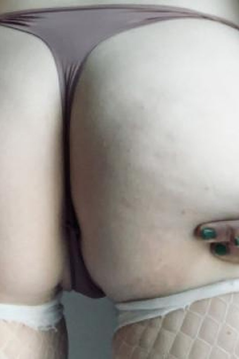 Dancing/Teasing Compilation - Screenshot 1 of 4 - Ass Fetish