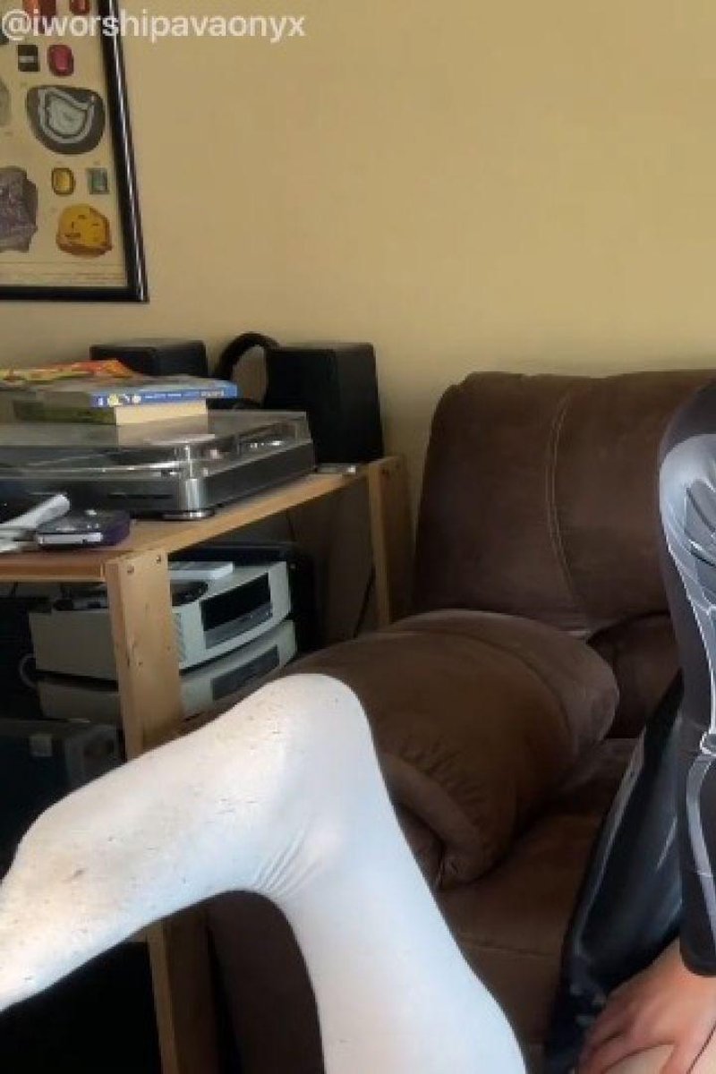 Piledriver Pegging - Screenshot 1 of 4 - Ass Worship