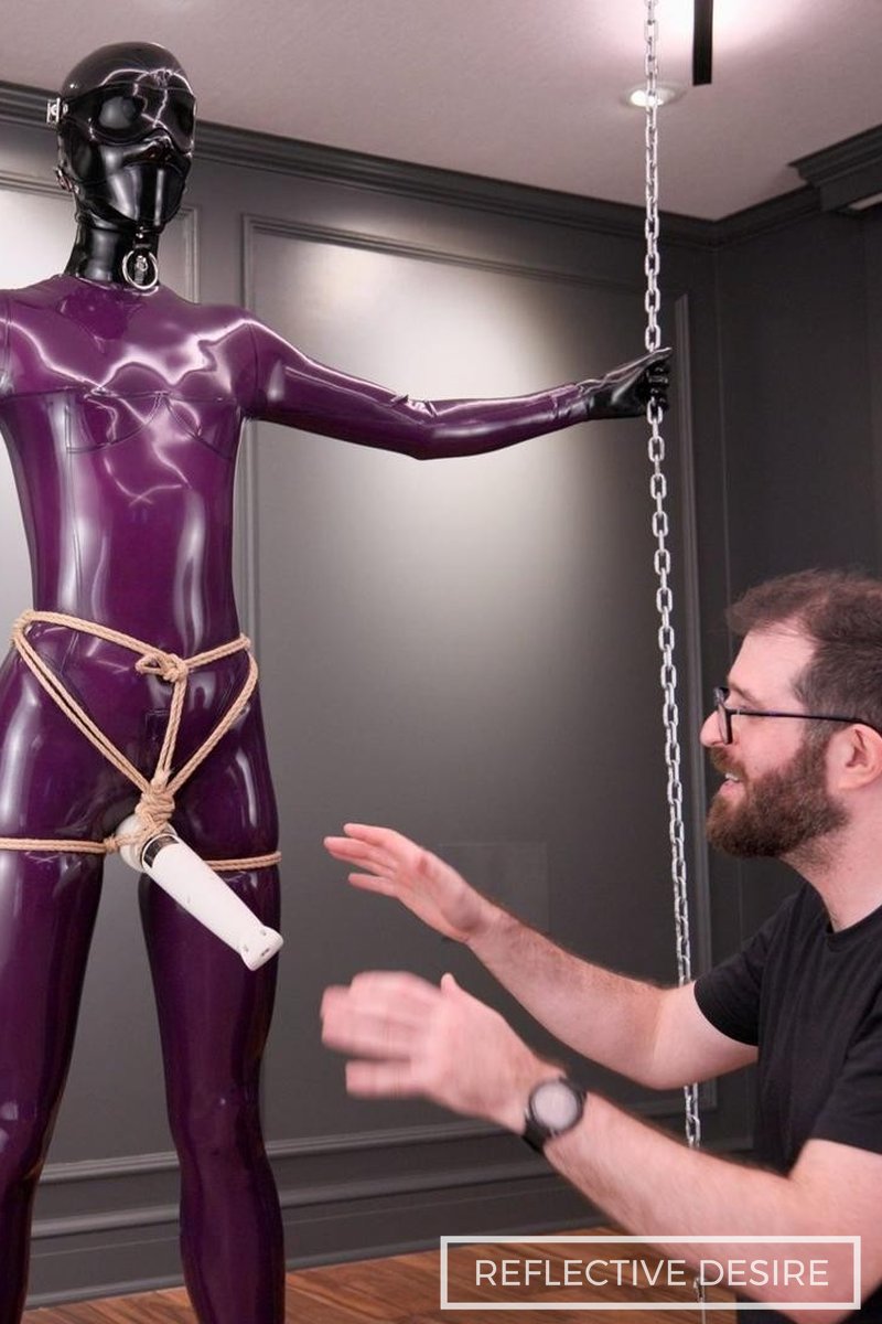 Hitachi Harness Tutorial - Screenshot 1 of 4 - Bondage